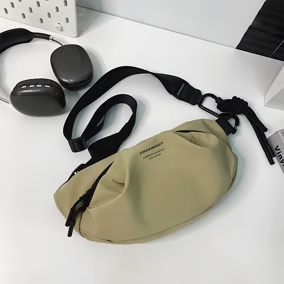 Cavaliere Multi-Pocket Bag